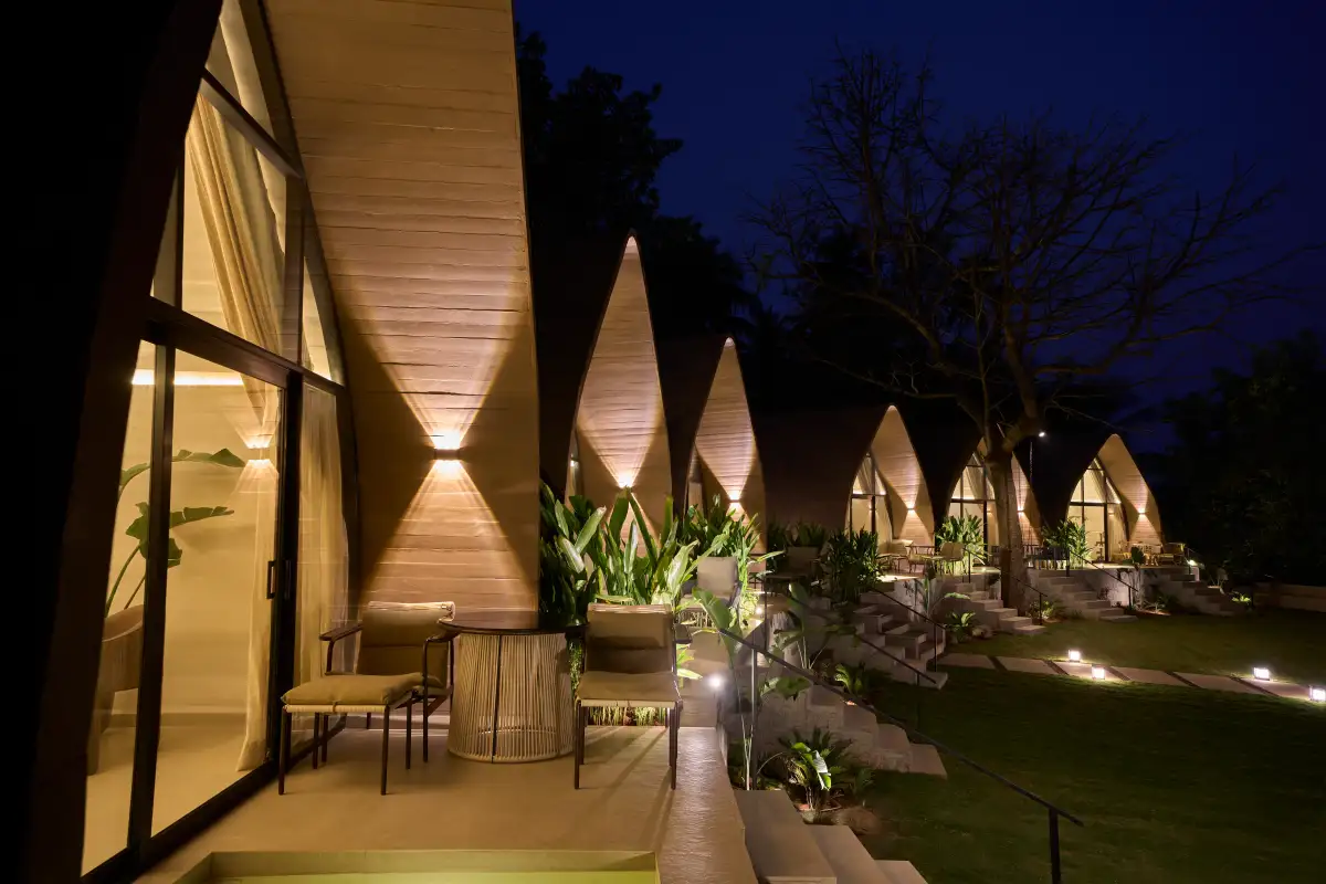 Ovates By The Sea, Agardanda