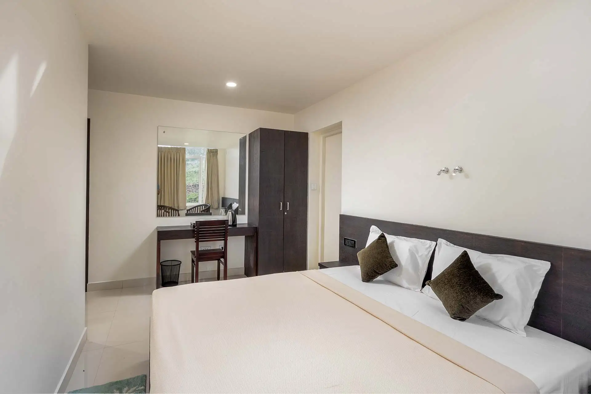 Ozone Greens, Vagamon