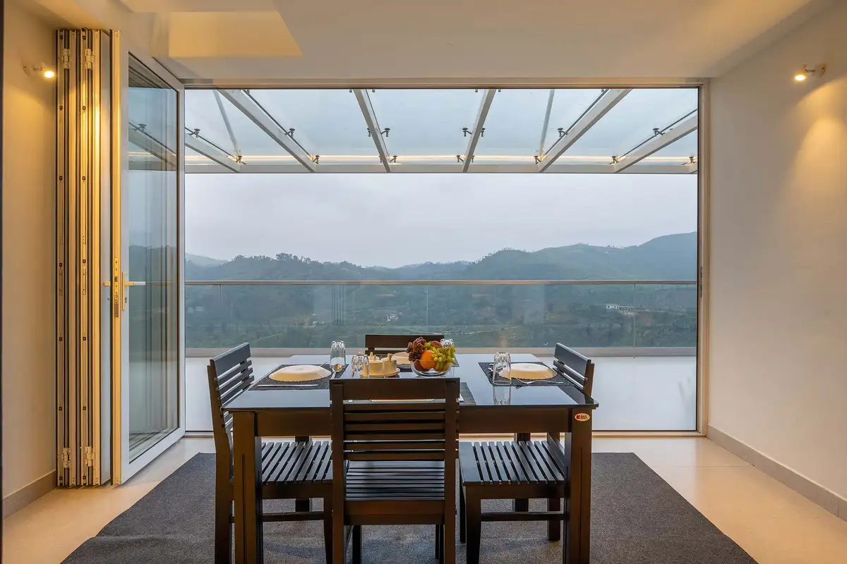 Ozone Greens, Vagamon