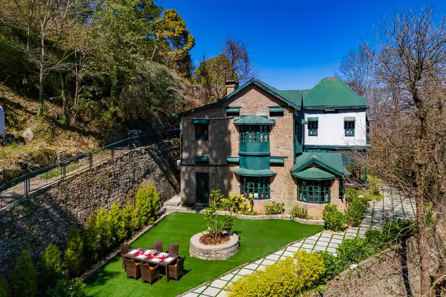Padam Hill, Kasauli