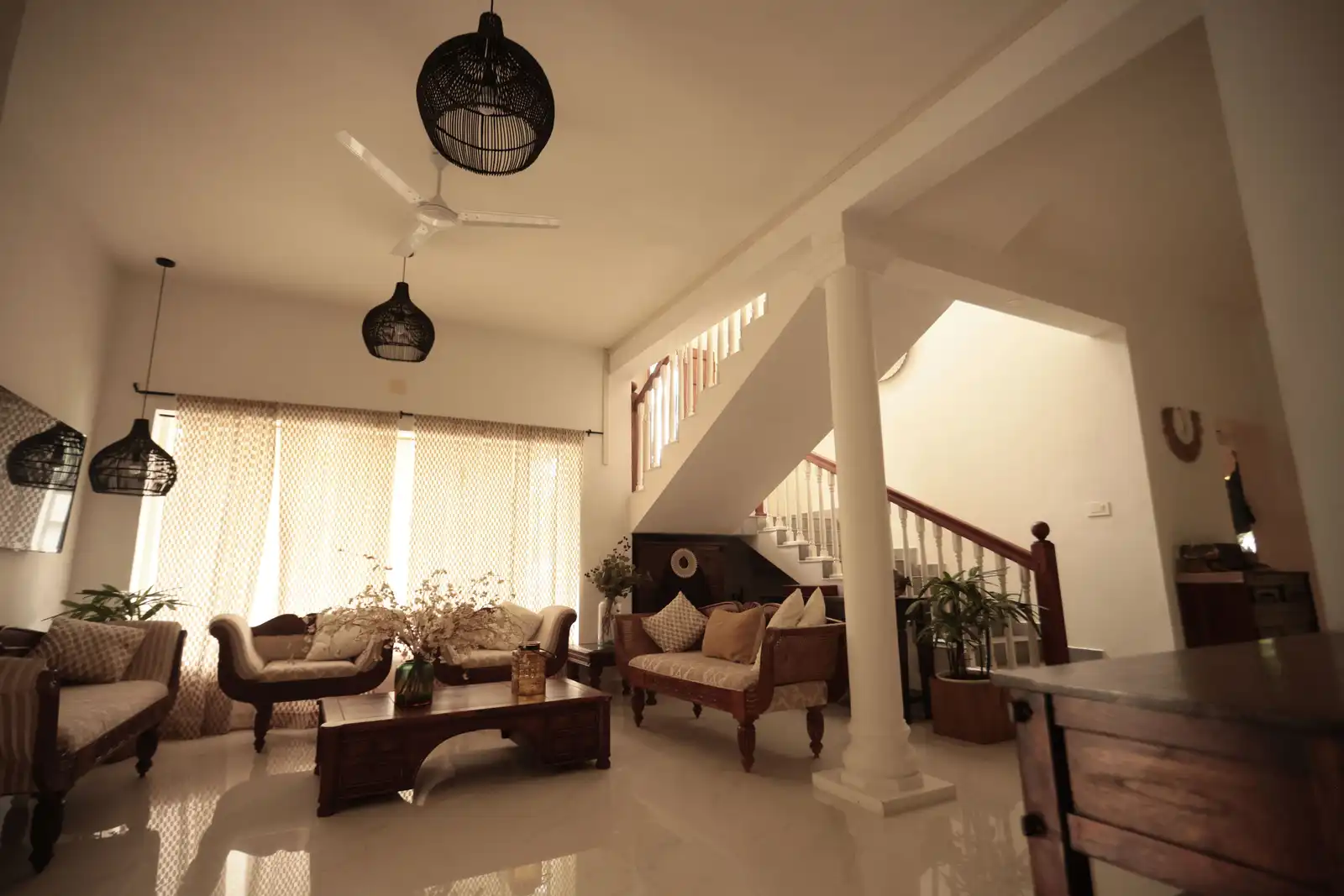 Palliath House |3-BHK With, Living Lounge, Patio, Shared Lawn and 3 Natural Ponds, Alappuzha