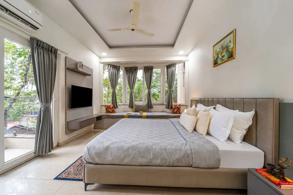 Palm Grove – Private Pool & Lawn, Anjuna.(M2), North Goa