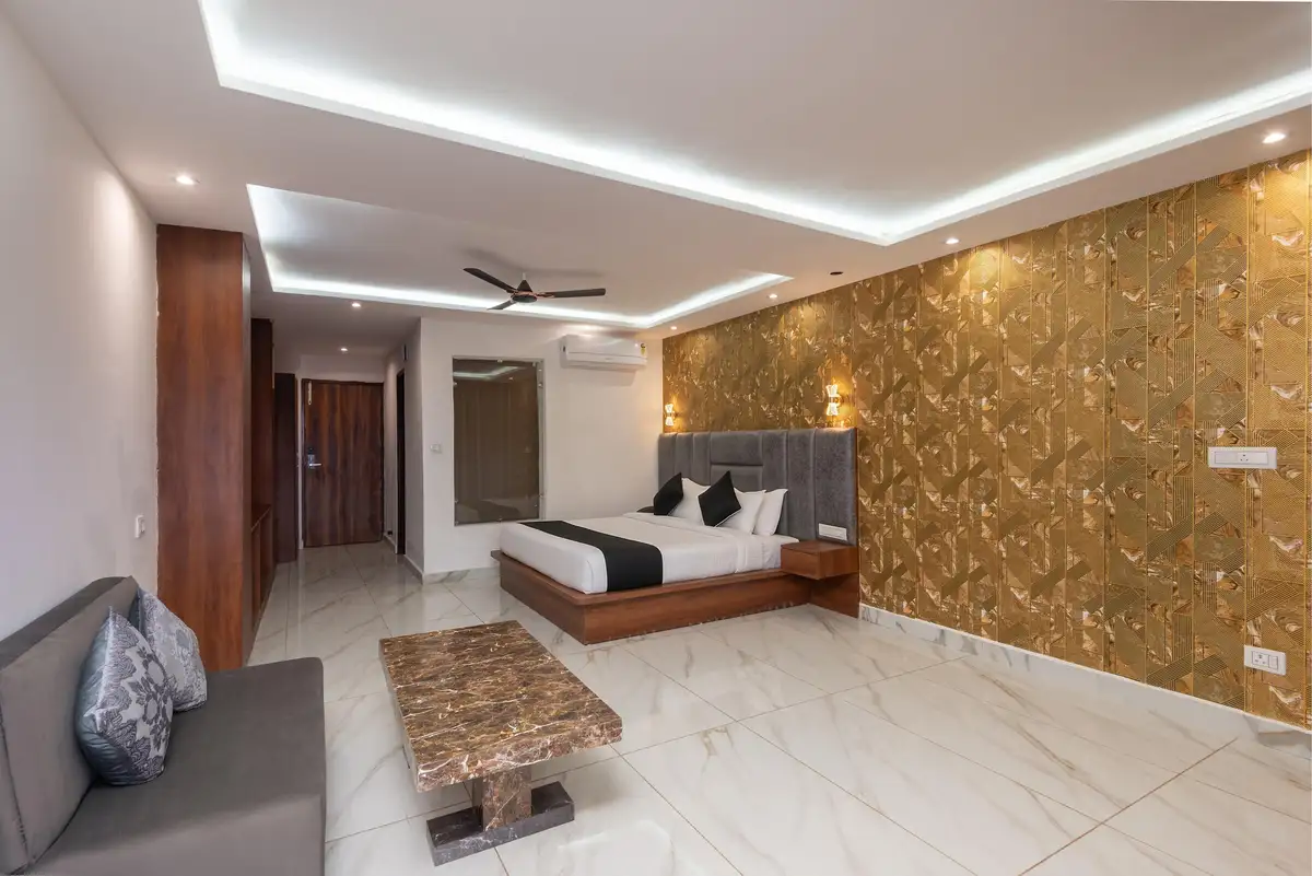 Peaceful Stays Dalhousie Room