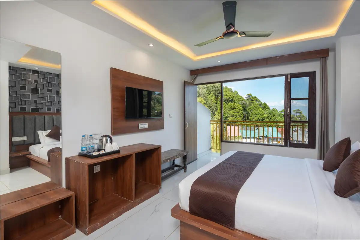 Peaceful Stays Dalhousie Room