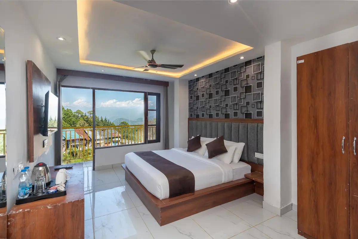 Peaceful Stays Dalhousie Room