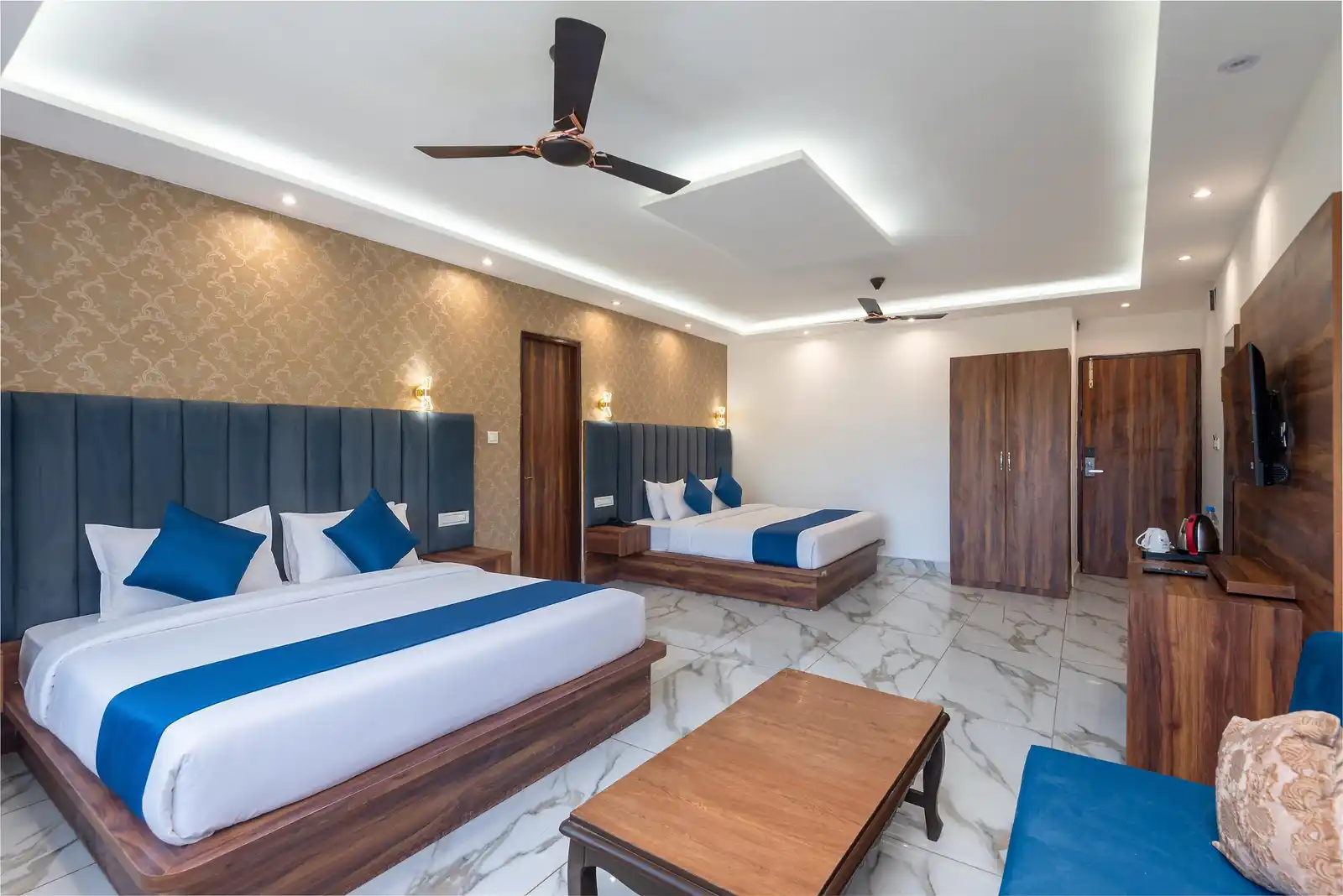 Peaceful Stays Dalhousie Room