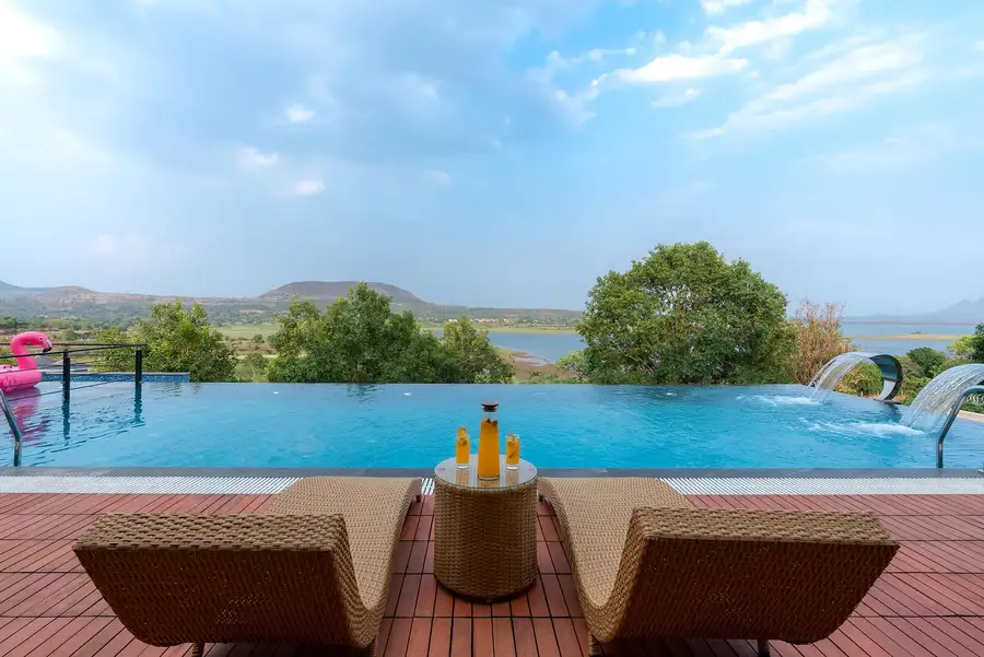 Pearl Lakeview Mansion, Igatpuri