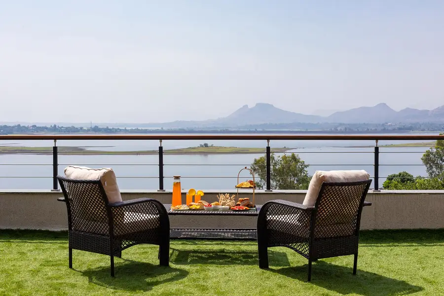 Pearl Lakeview Mansion, Igatpuri
