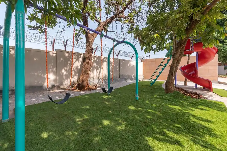 Pearl Lakeview Mansion, Igatpuri