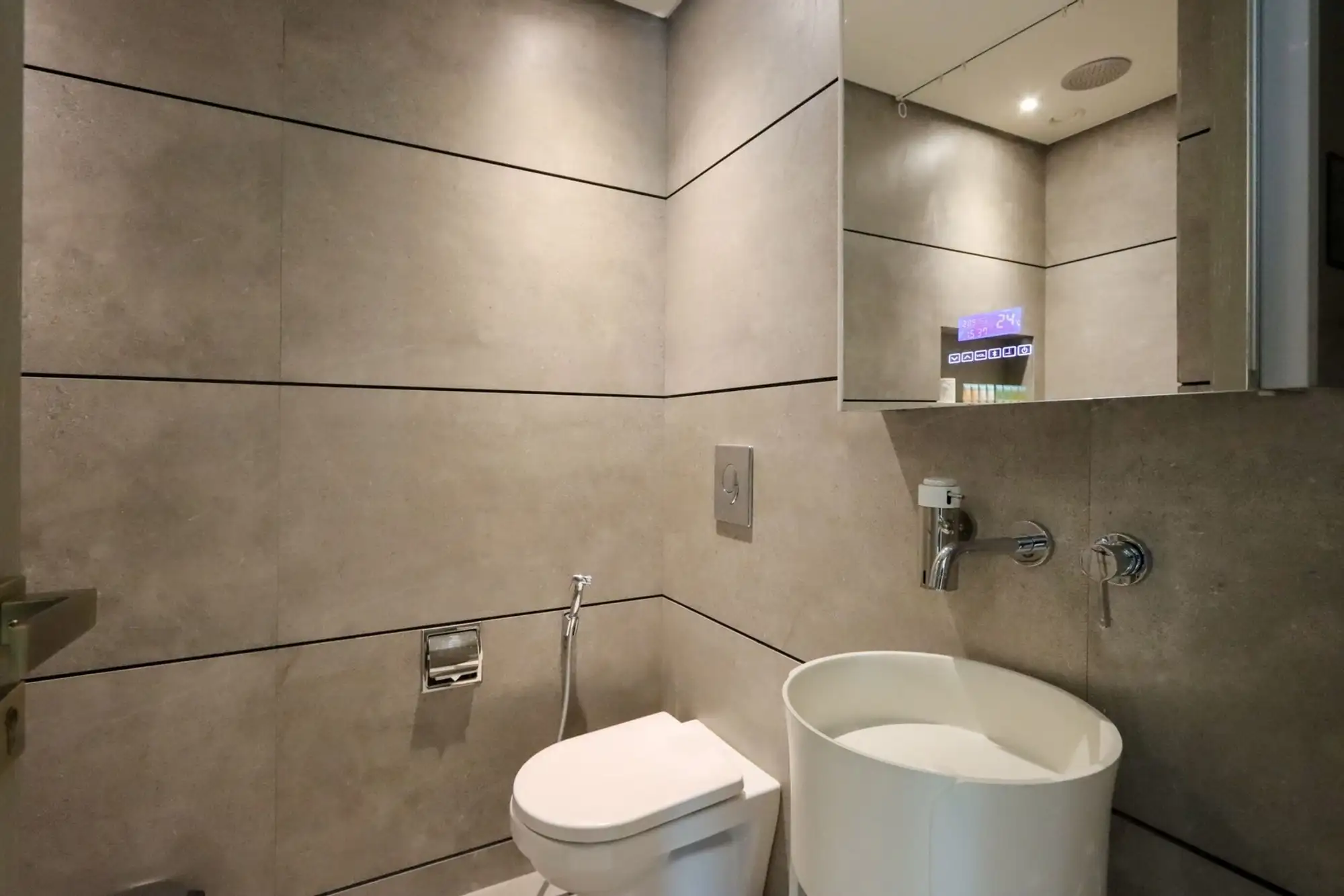 Penthouse in Signature, JVC with Huge Balcony, Dubai