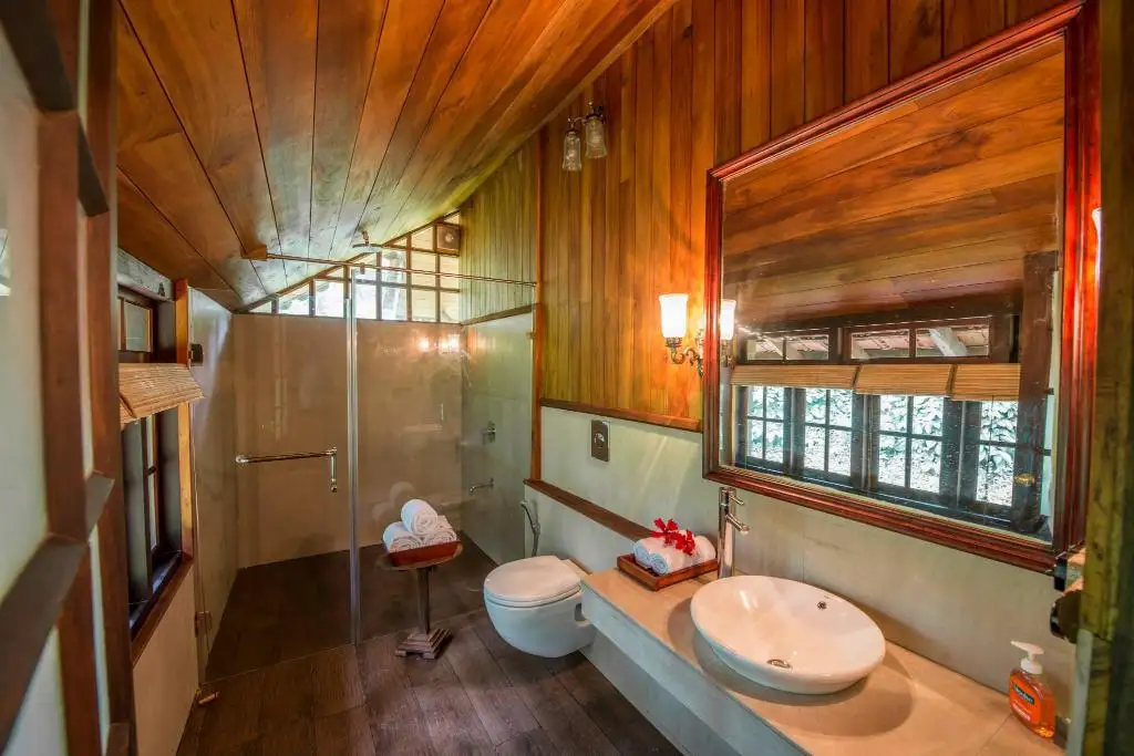 Pepper Trail Bathroom