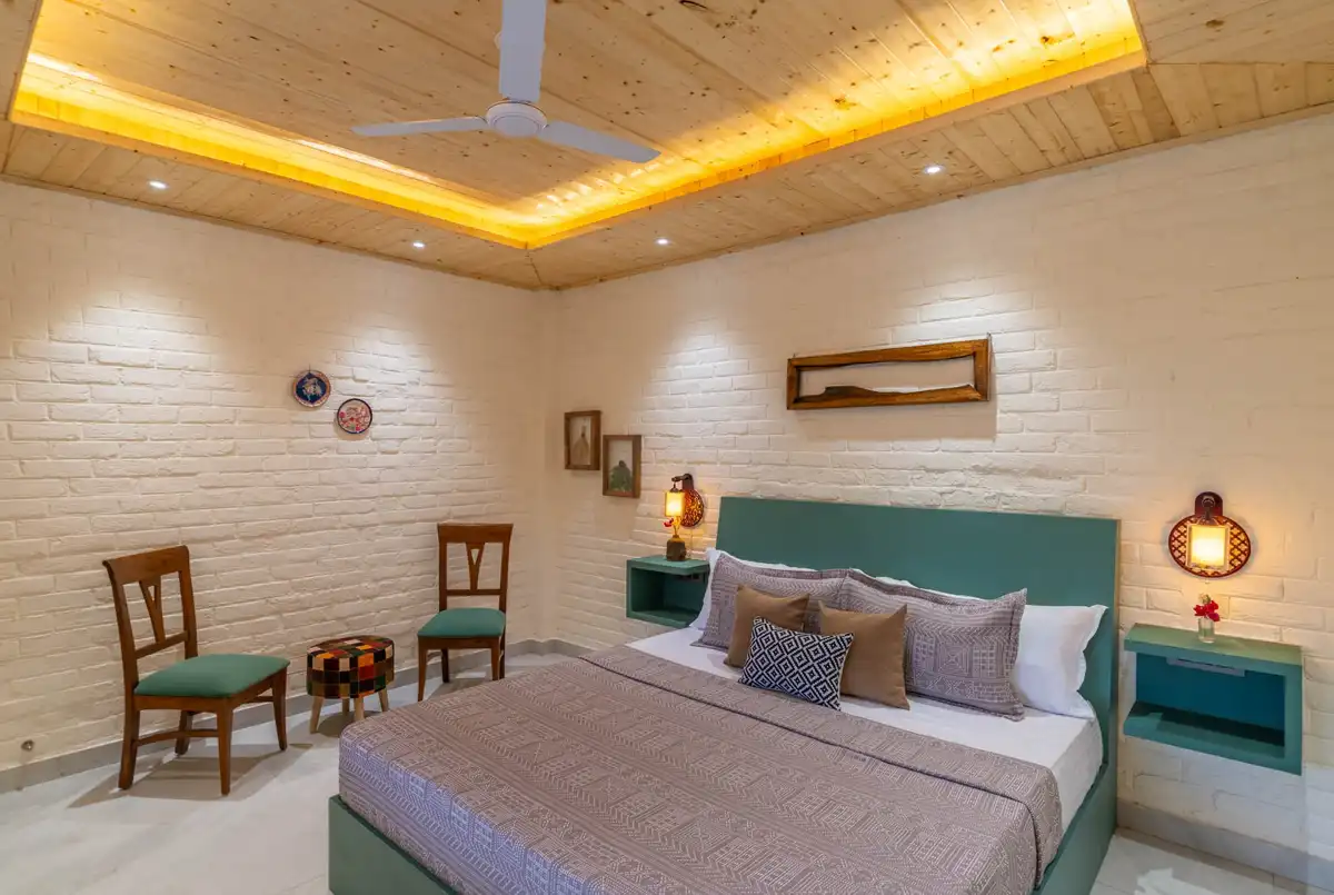 Petal Perch, Kasauli
