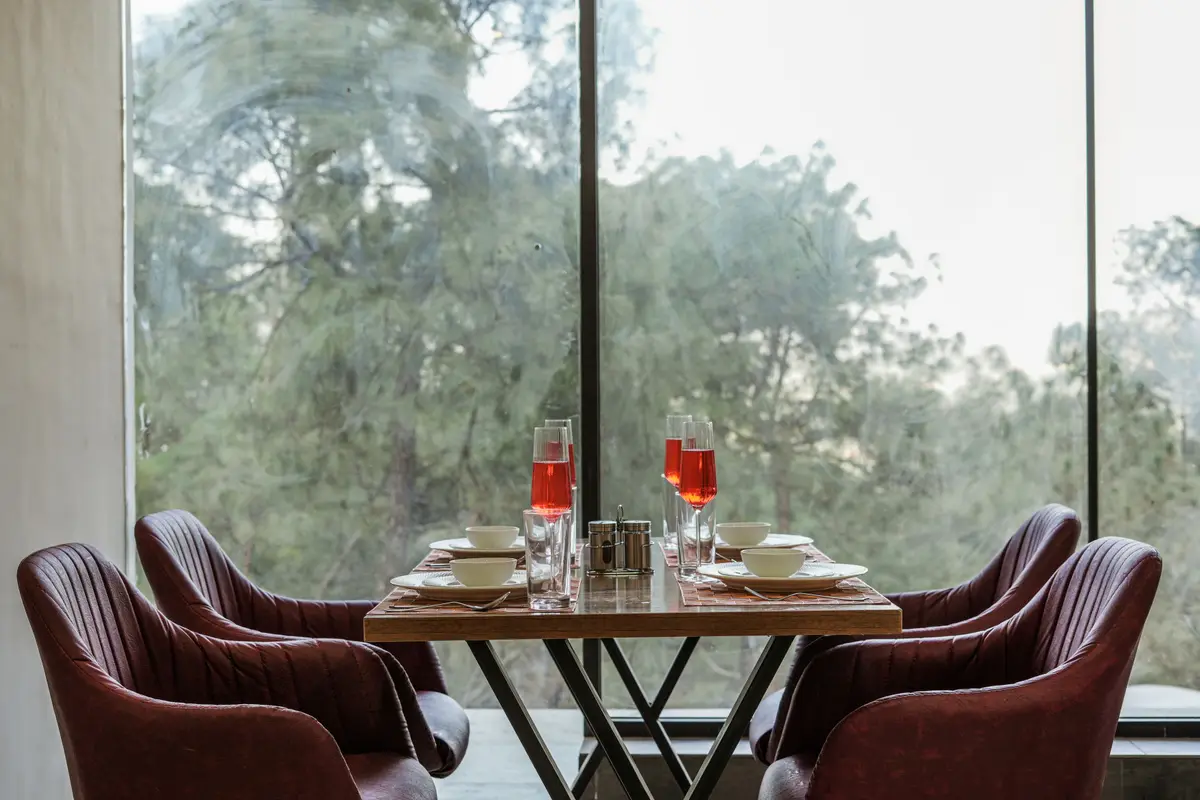 Pine View Resort, Kasauli