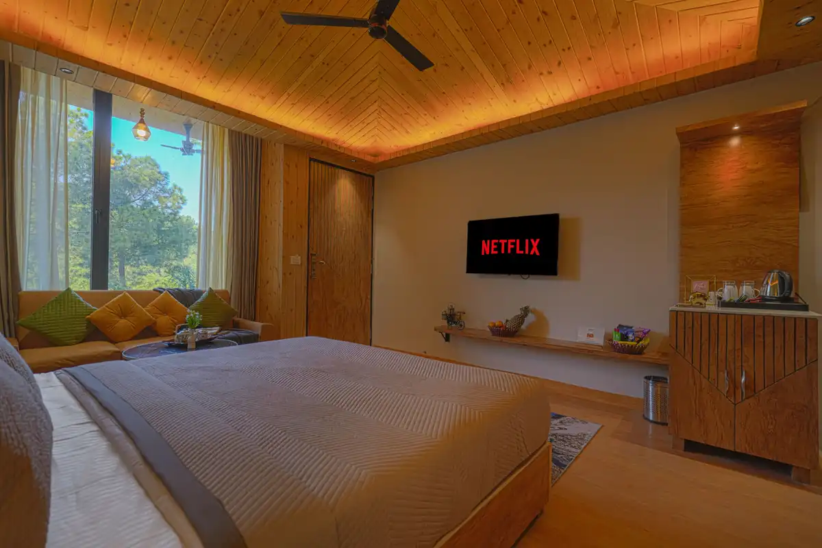 Pine View Resort, Kasauli