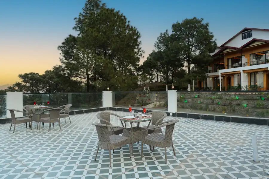 Pine View Resort, Kasauli