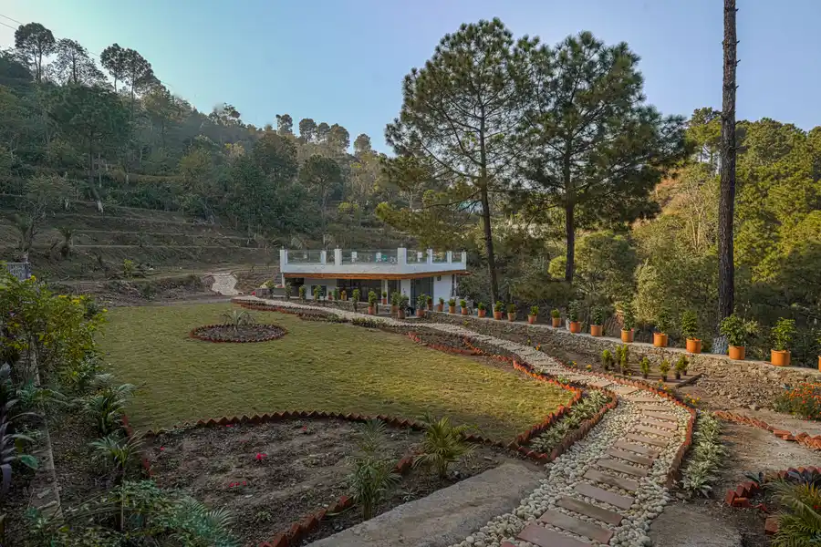 Pine View Resort, Kasauli