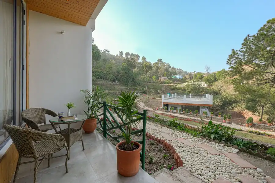 Pine View Resort, Kasauli