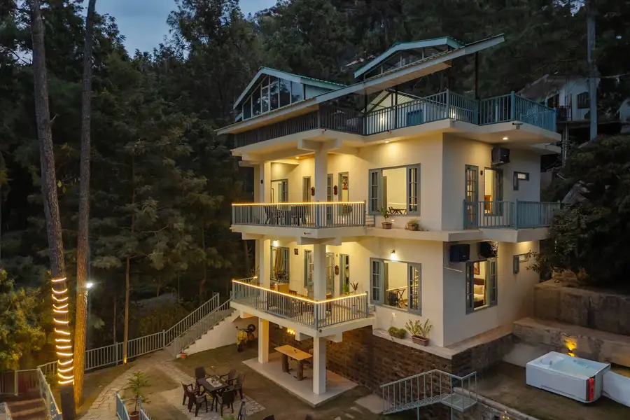 Pinecrest Manor, Kasauli