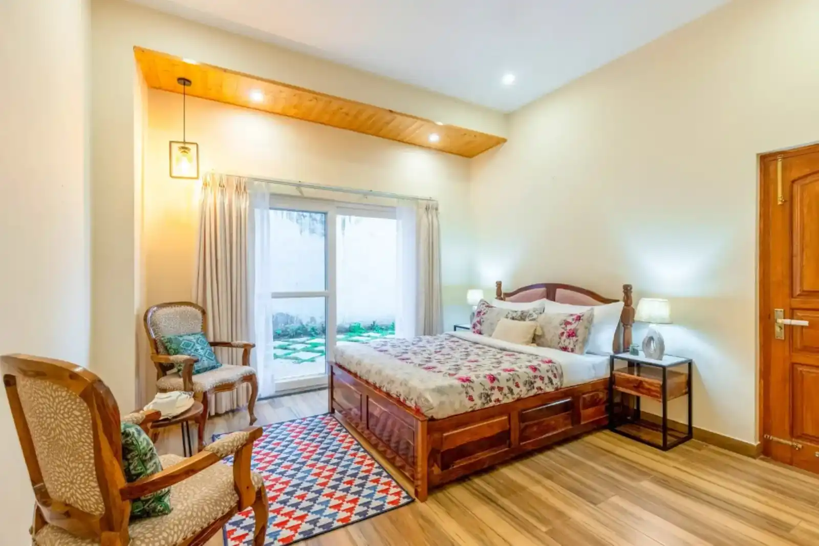 Pinehill Manor, Kasauli