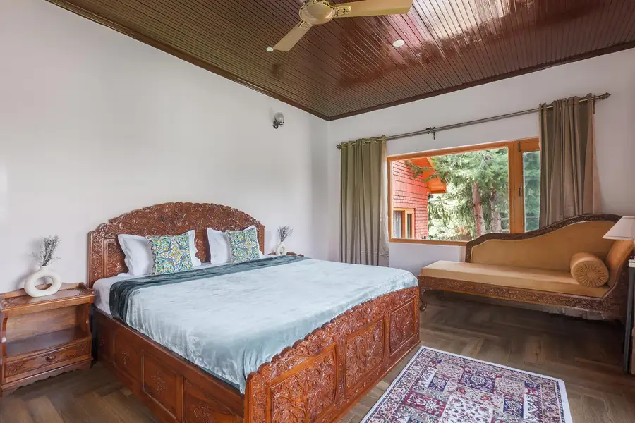Pinewood Villa near Srinagar Airport, Srinagar