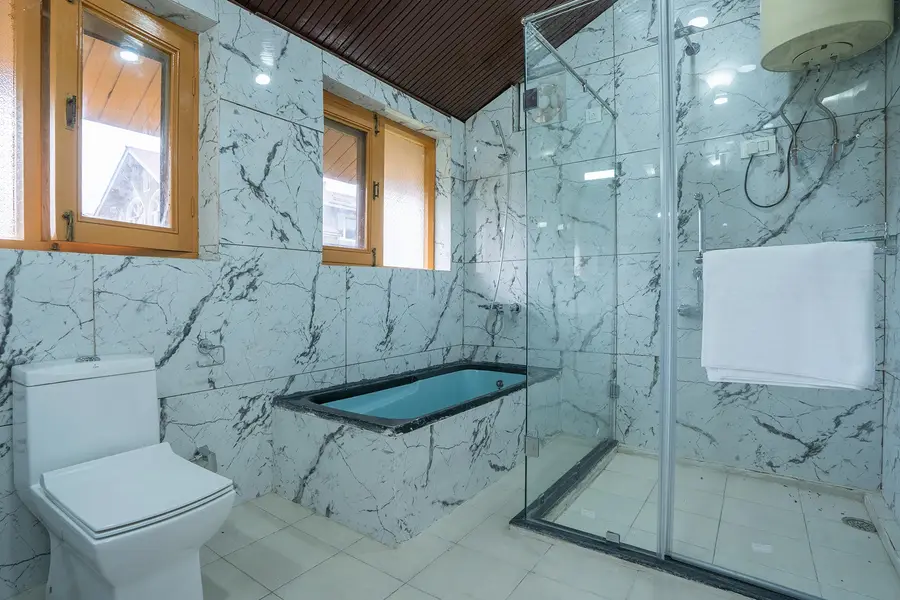 Pinewood Villa near Srinagar Airport, Srinagar