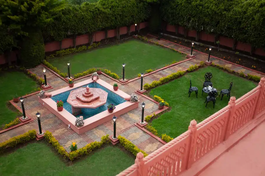 Pink Palace, Ooty