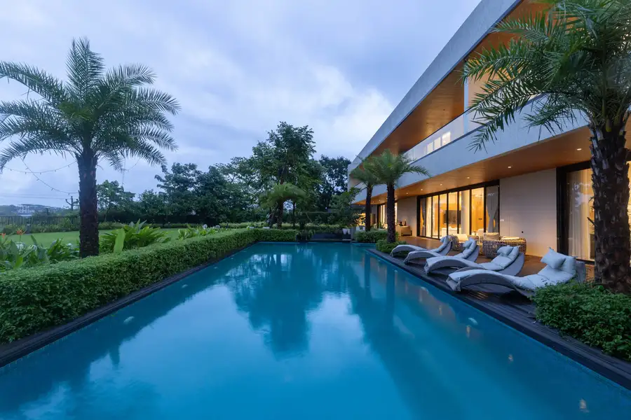 Plazzio, Lonavala