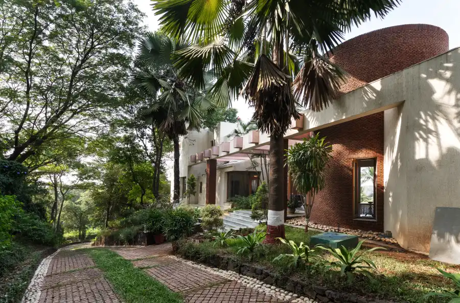 Pride Rock, Alibaug