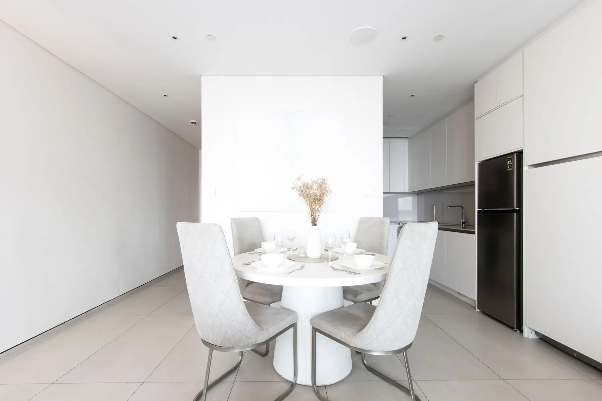 Prime 1BR with Marina Views and Beach Access, Dubai