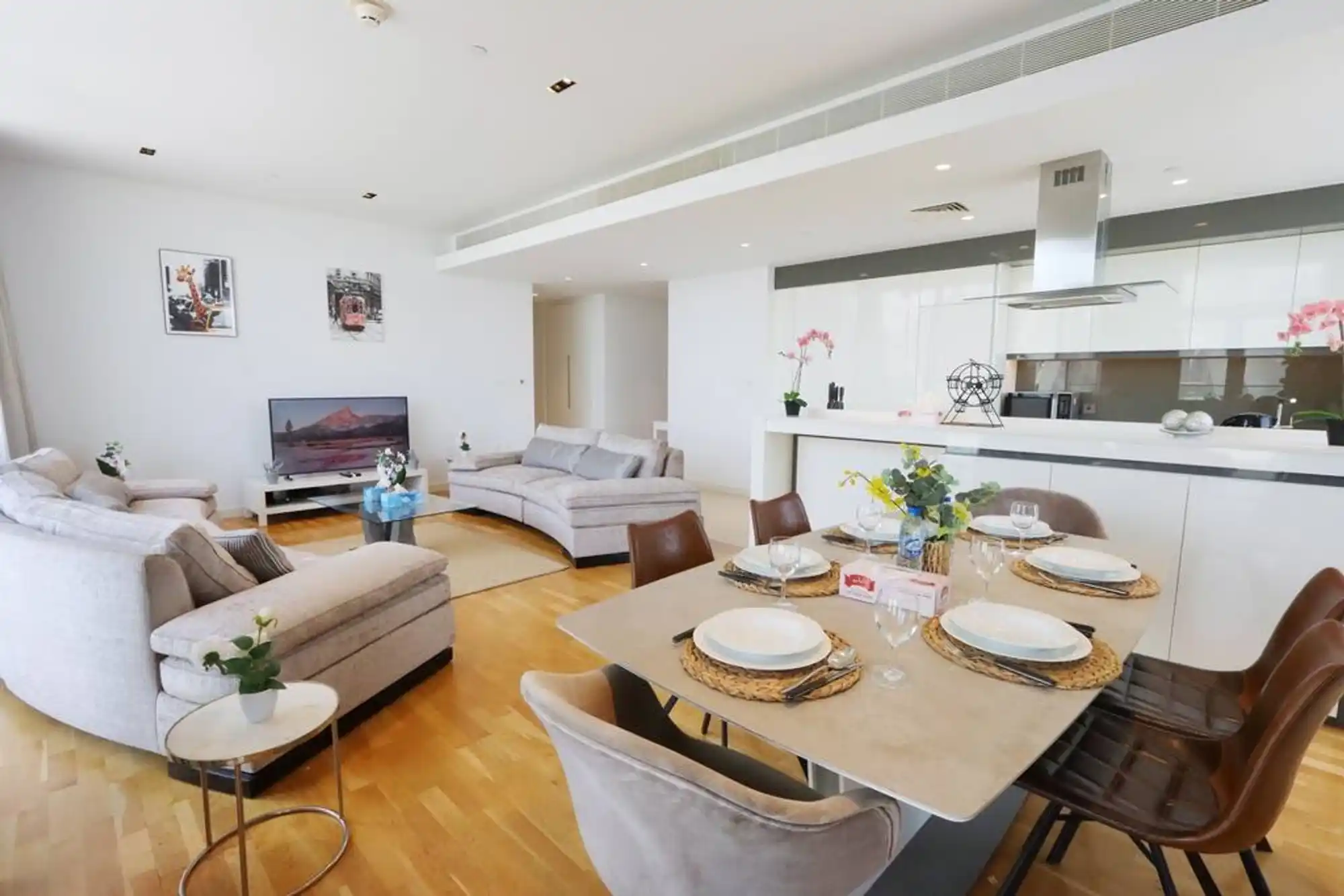 Prime 3BR + 1 Suite with Full Ain Dubai View, Dubai