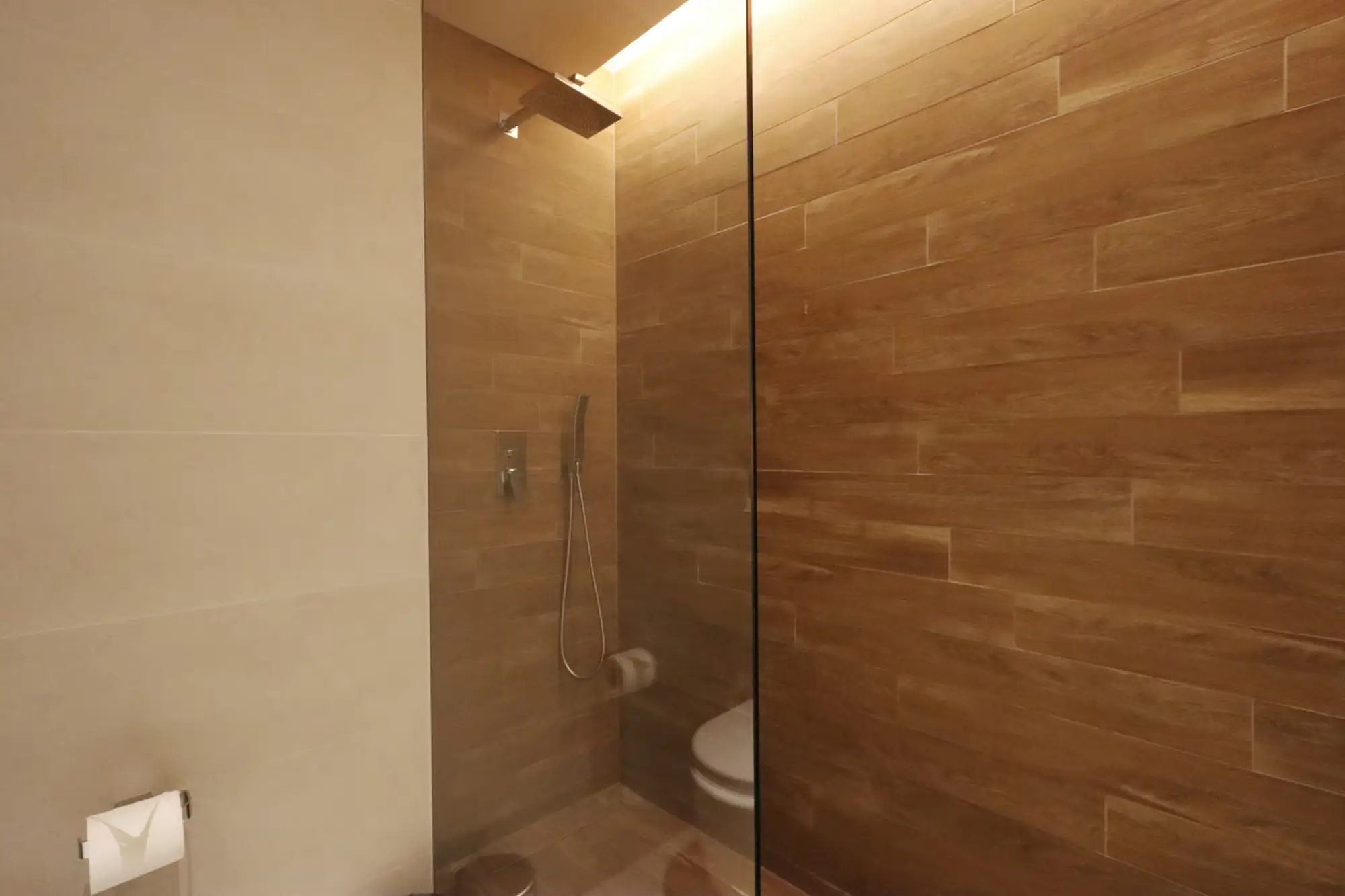 Prime 3BR + 1 Suite with Full Ain Dubai View, Dubai