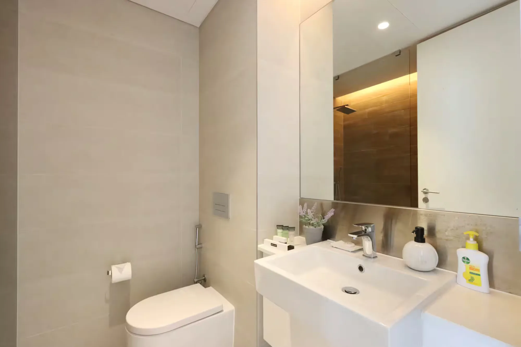 Prime 3BR + 1 Suite with Full Ain Dubai View, Dubai