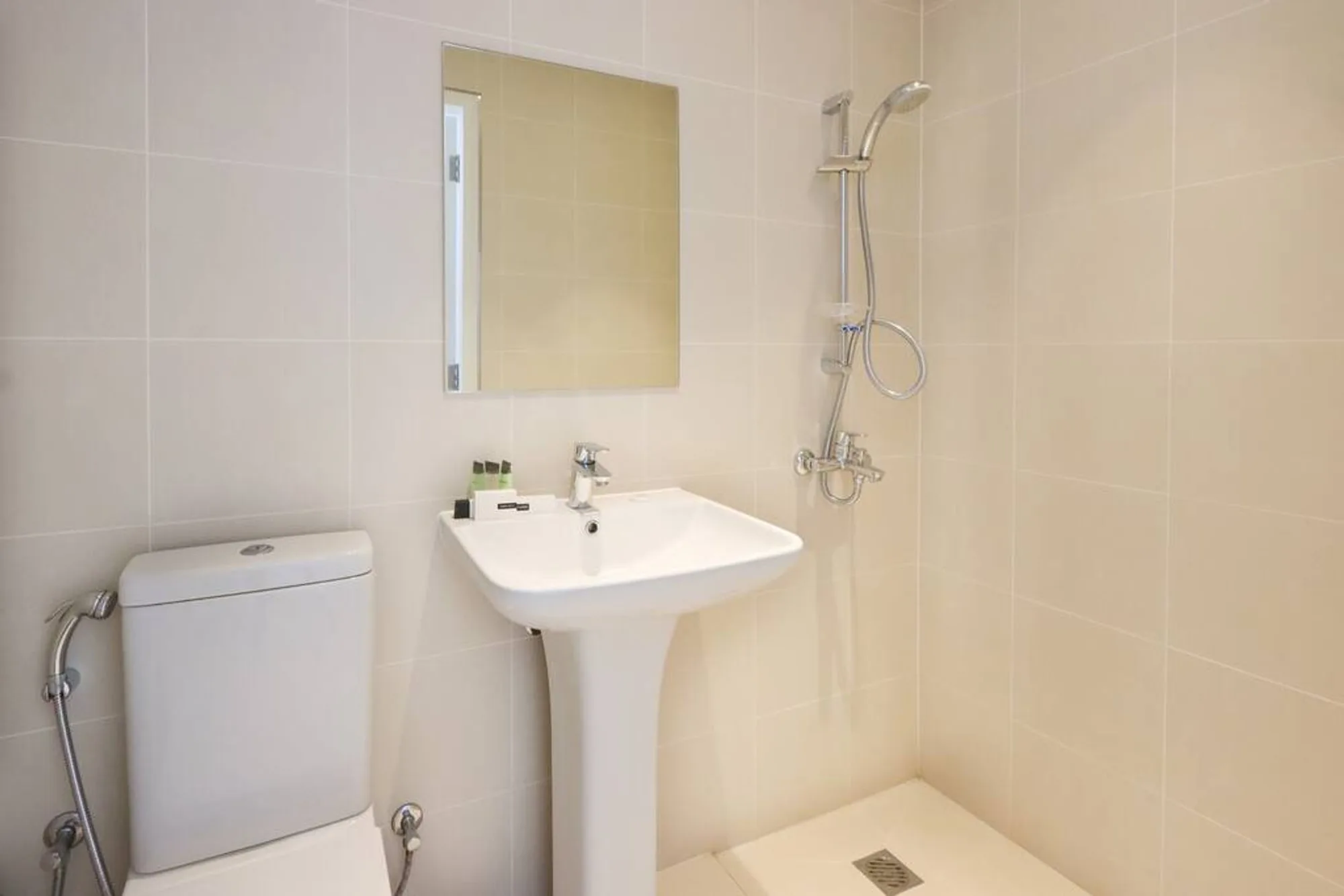 Prime 3BR + 1 Suite with Full Ain Dubai View, Dubai