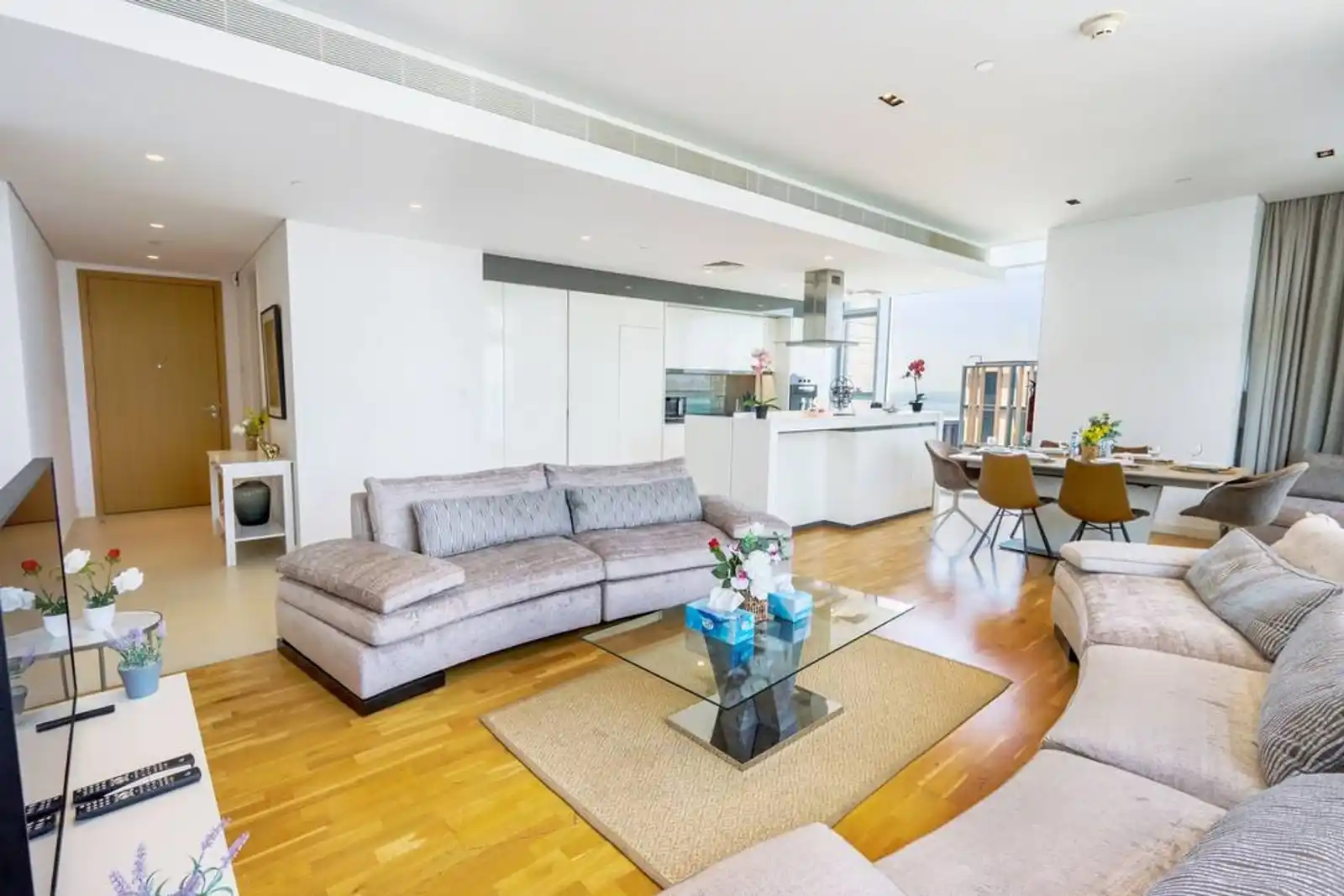 Prime 3BR + 1 Suite with Full Ain Dubai View, Dubai