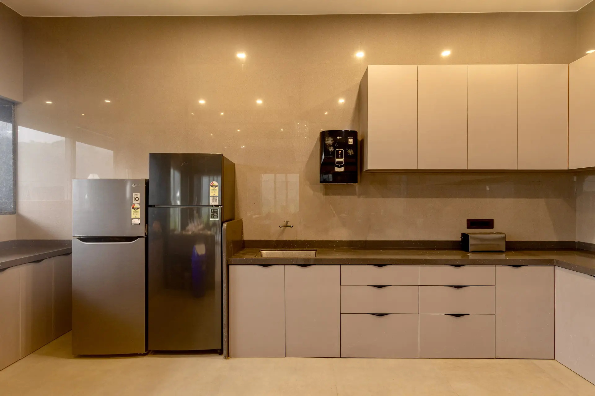 PS’ Infinity Hideout, Pune