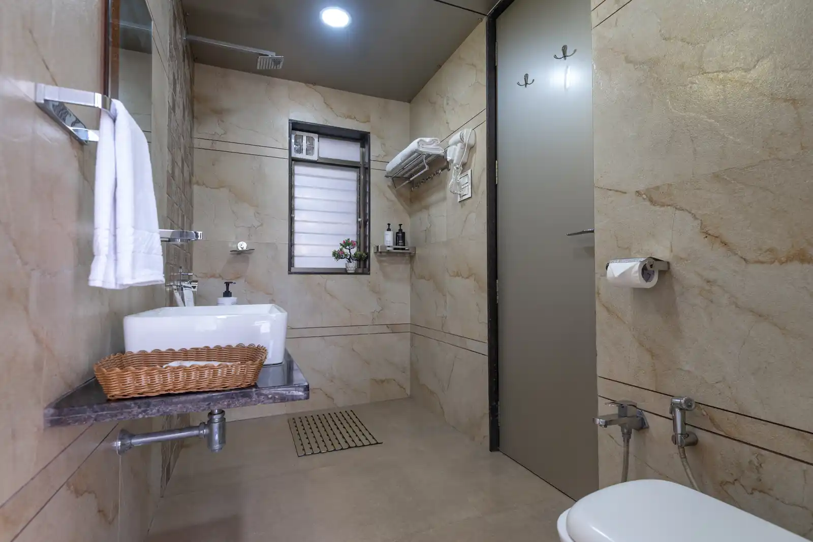 Rainmist Villa, Lonavala