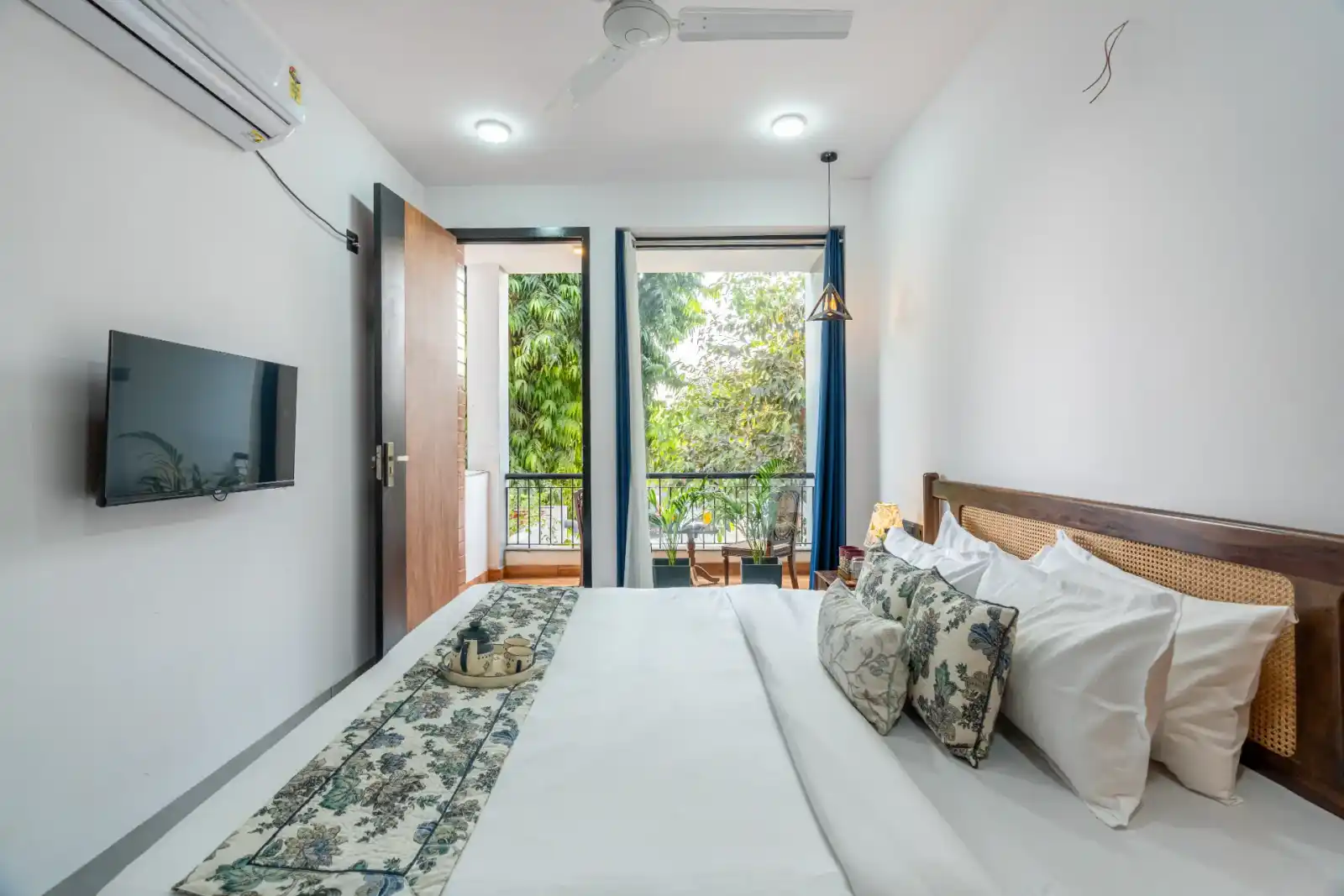 Ramalaya - 8 - BHK Getaway With Serene Courtyard & a Lush Garden, Jaipur