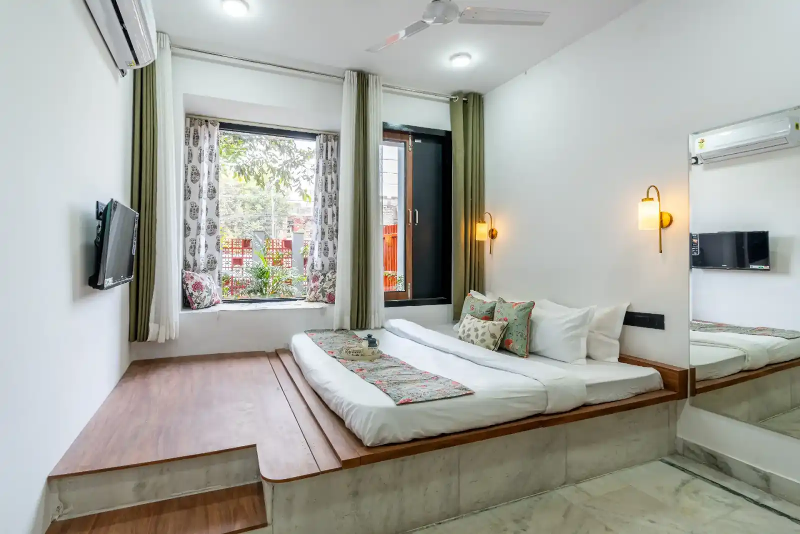 Ramalaya - A Stunning 4-BHK Retreat With Courtyard & a Lush Garden, Jaipur