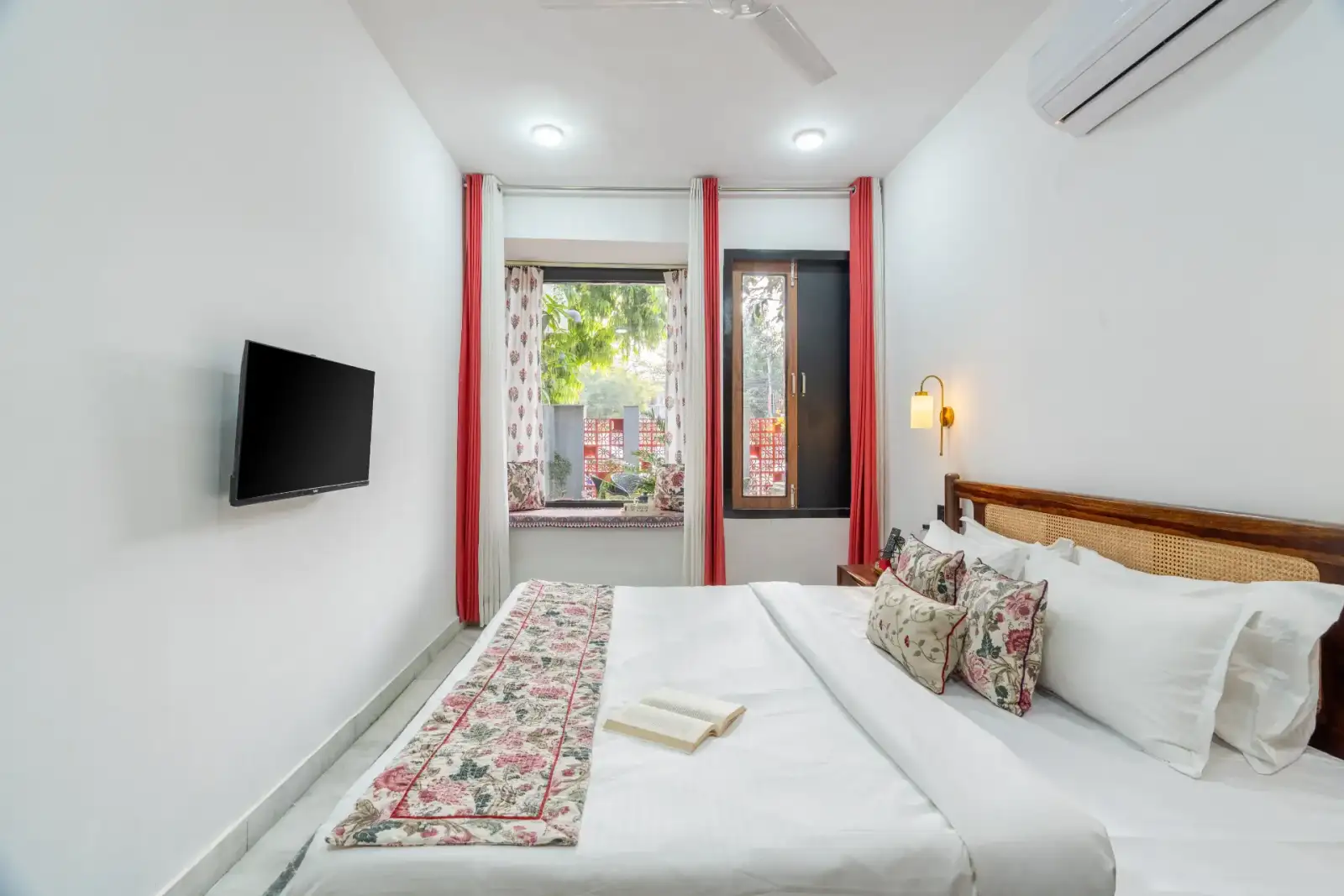 Ramalaya - A Stunning 4-BHK Retreat With Courtyard & a Lush Garden, Jaipur