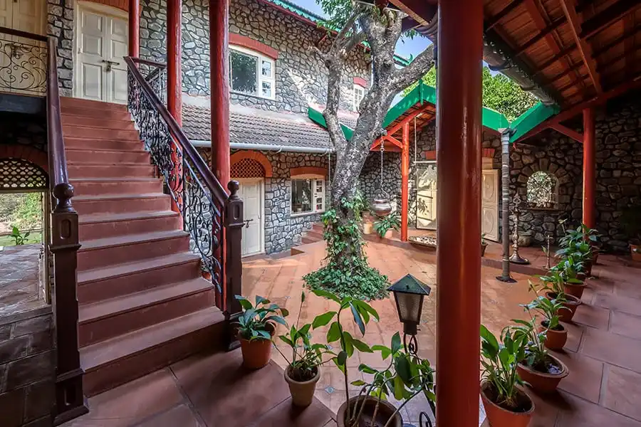 Retreat on Cloud 9 Homestay, Lonavala