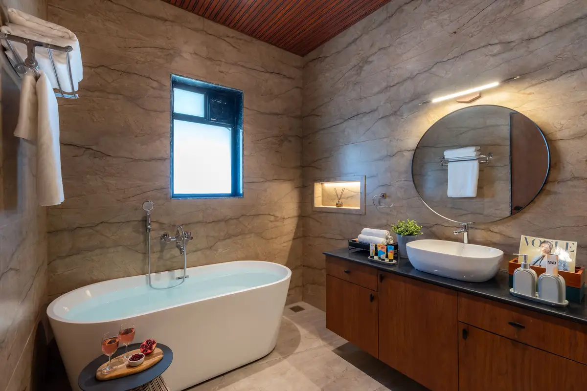 Ridge & Root, Karjat