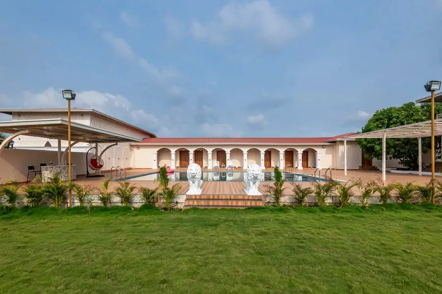 Rio Vista, Karjat
