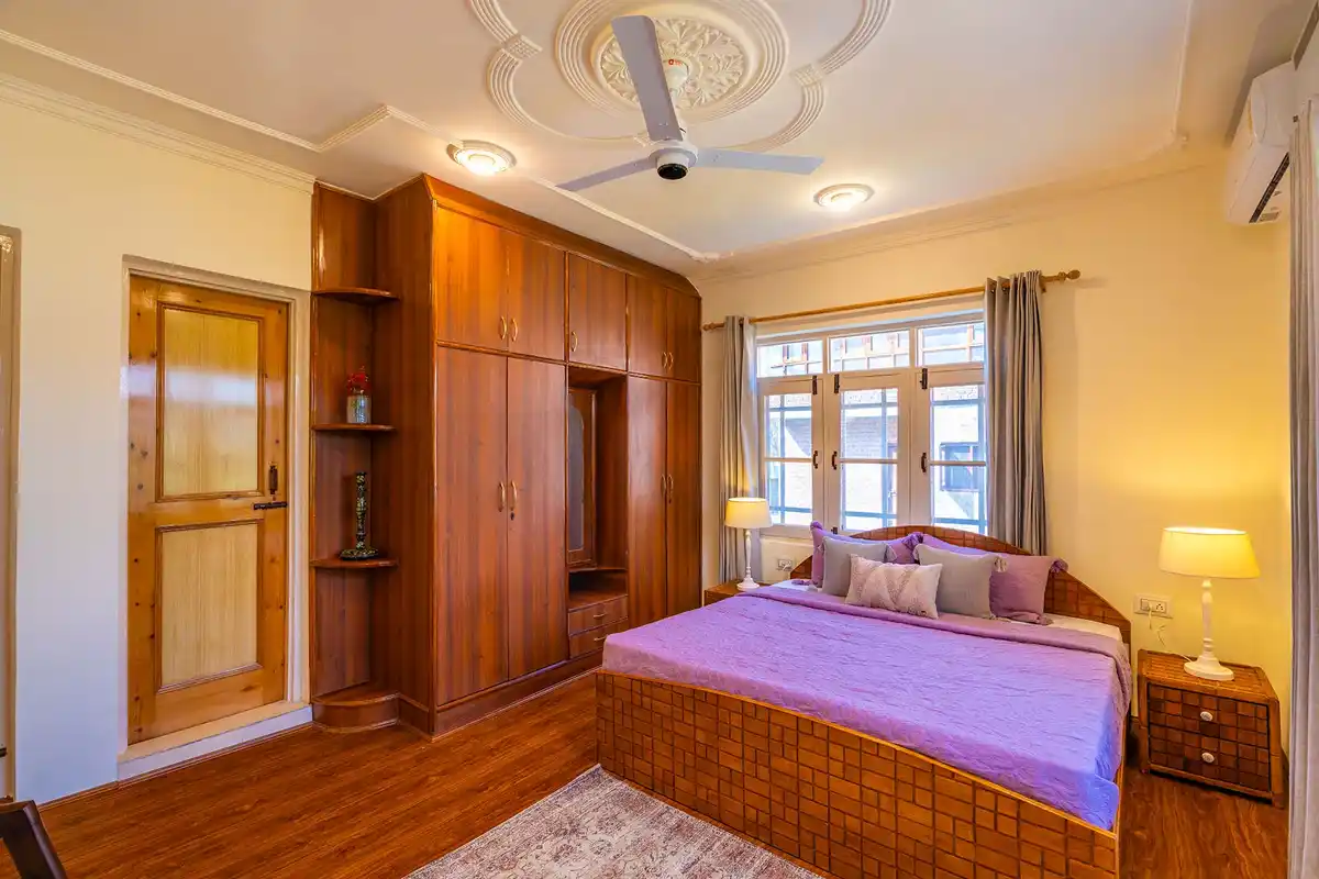 Riverfront Retreat - Qaraar, Srinagar