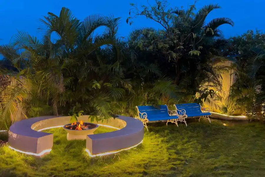 Rooms @ Thalassa near the Beach, Alibaug