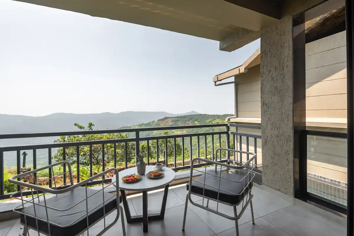 Royal Suite w/ Private Pool @ Vee Resort, Mahabaleshwar