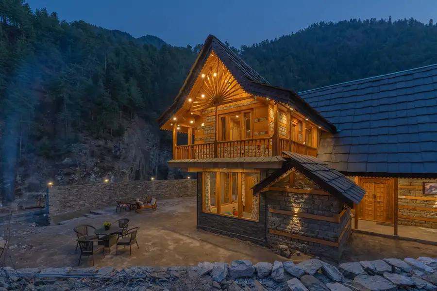 Rustic Loft 1 @ Wisteria Whispers, Tirthan Valley