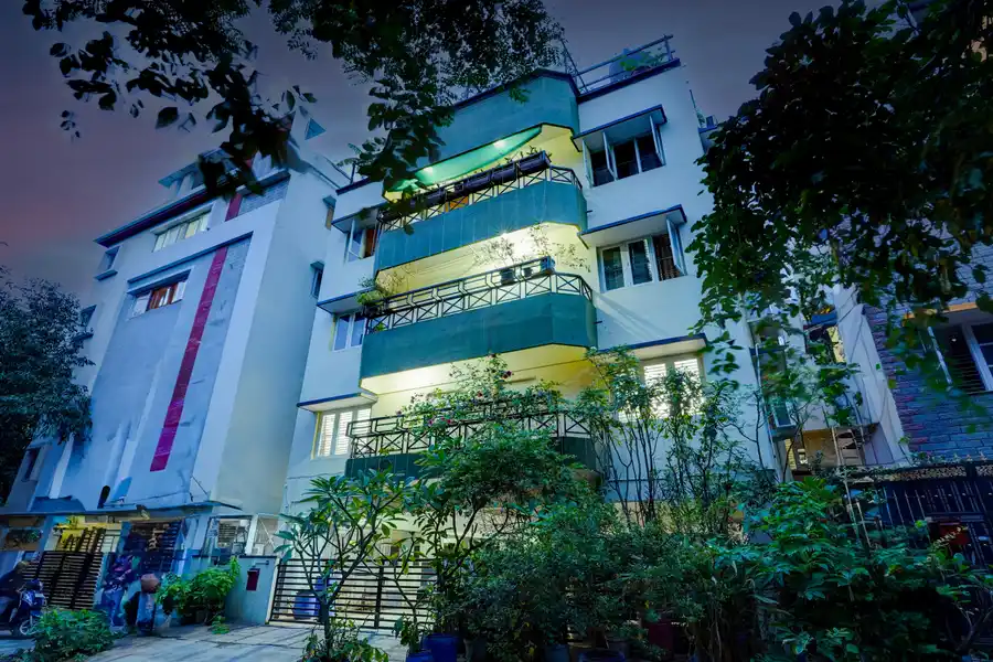 Saffron Breeze, Bengaluru