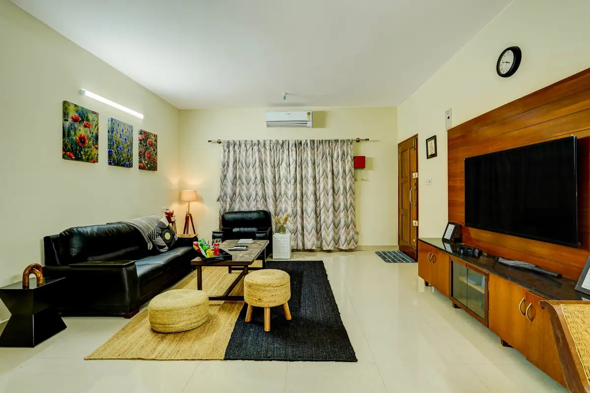 Saffron Breeze, Bengaluru