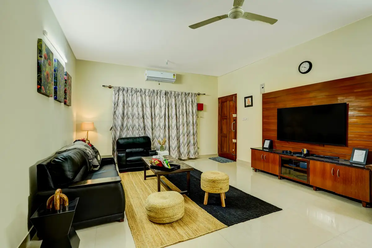 Saffron Breeze, Bengaluru