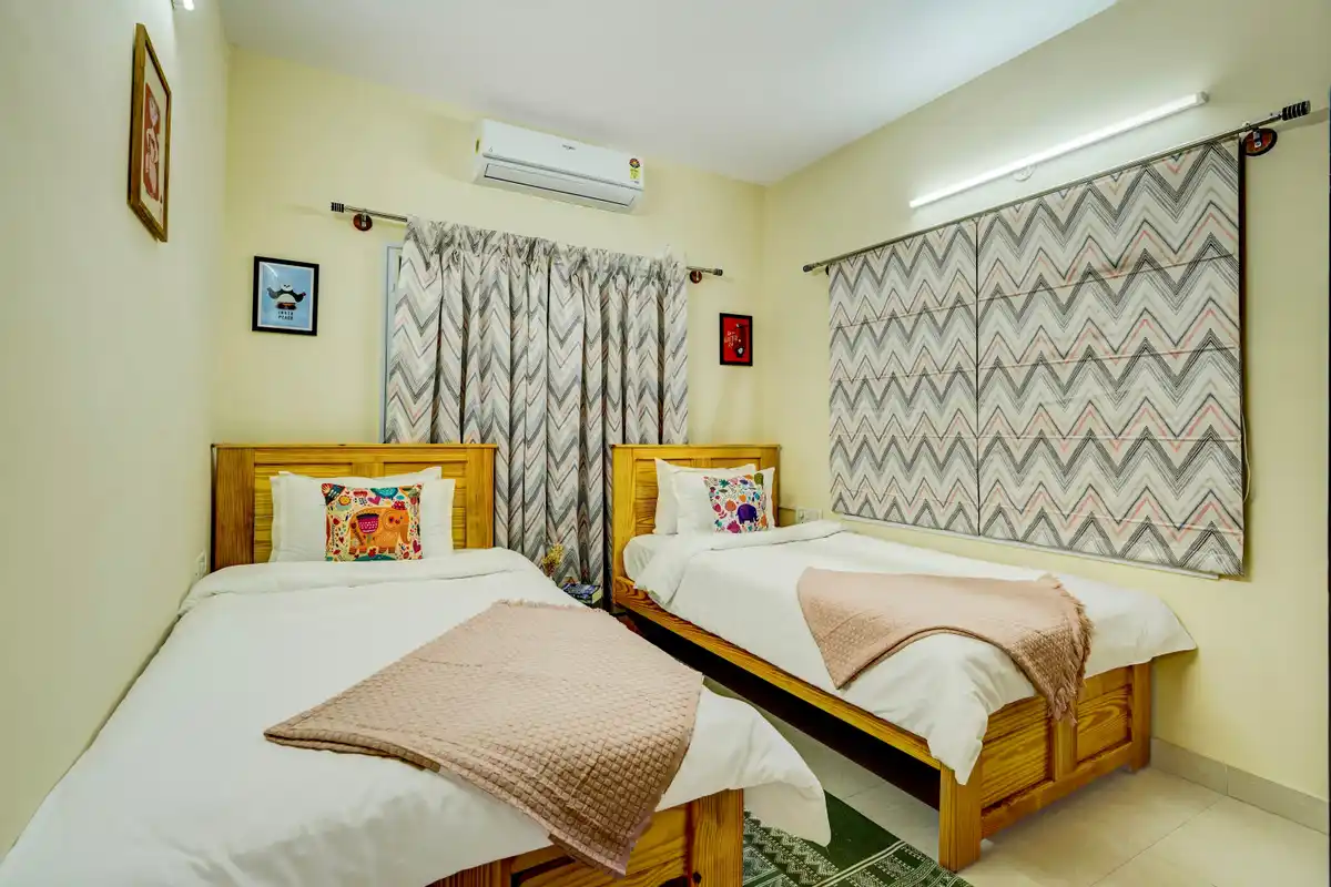 Saffron Breeze, Bengaluru
